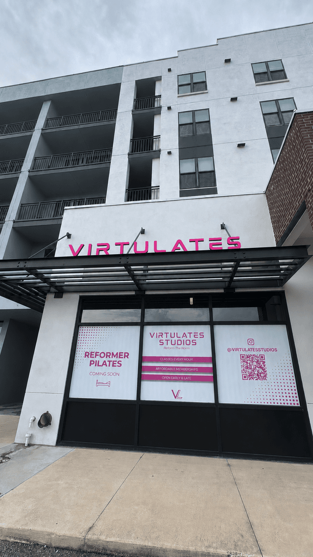Storefront of Virtulates Studios in Tampa Bay